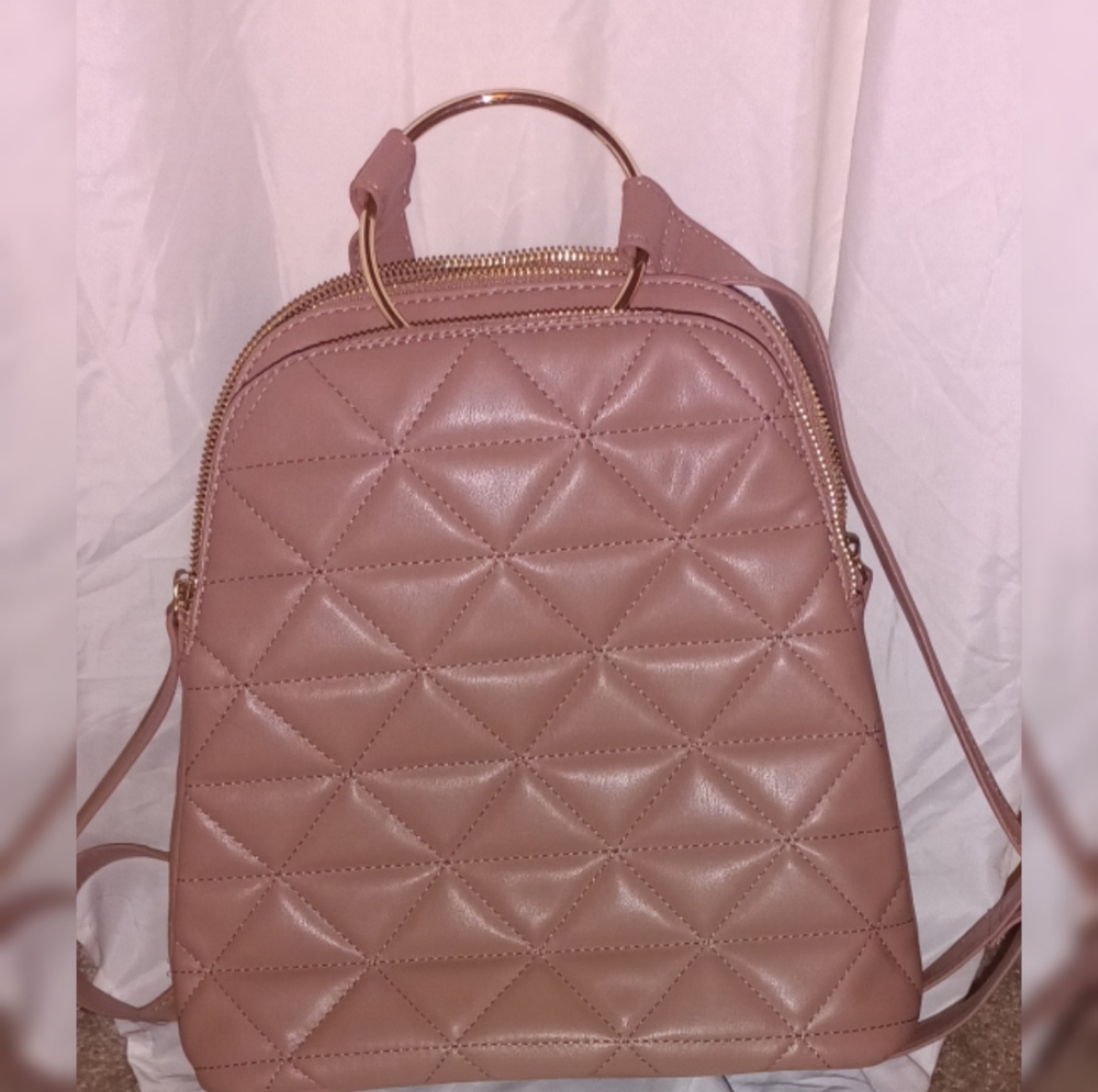 Used backpack💙
